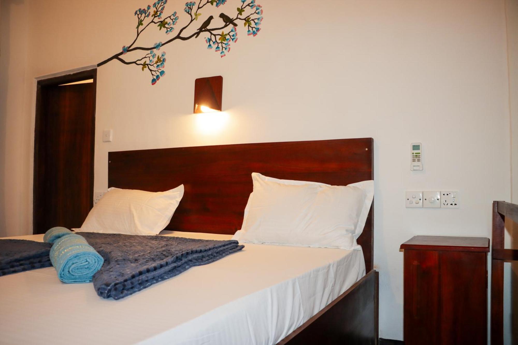 Bed and Breakfast Surfers Park Arugambay Arugam Bay Esterno foto