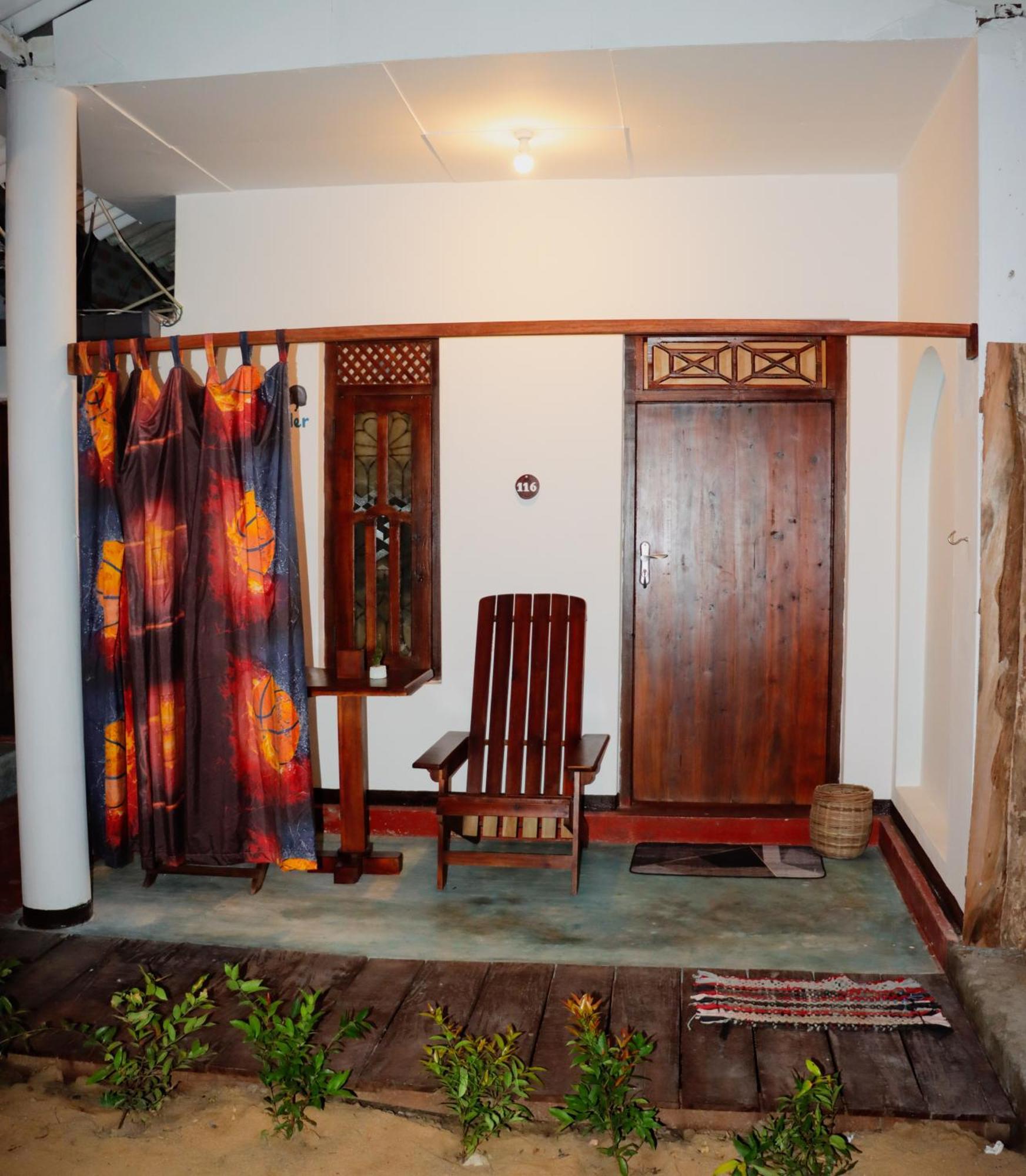 Bed and Breakfast Surfers Park Arugambay Arugam Bay Esterno foto