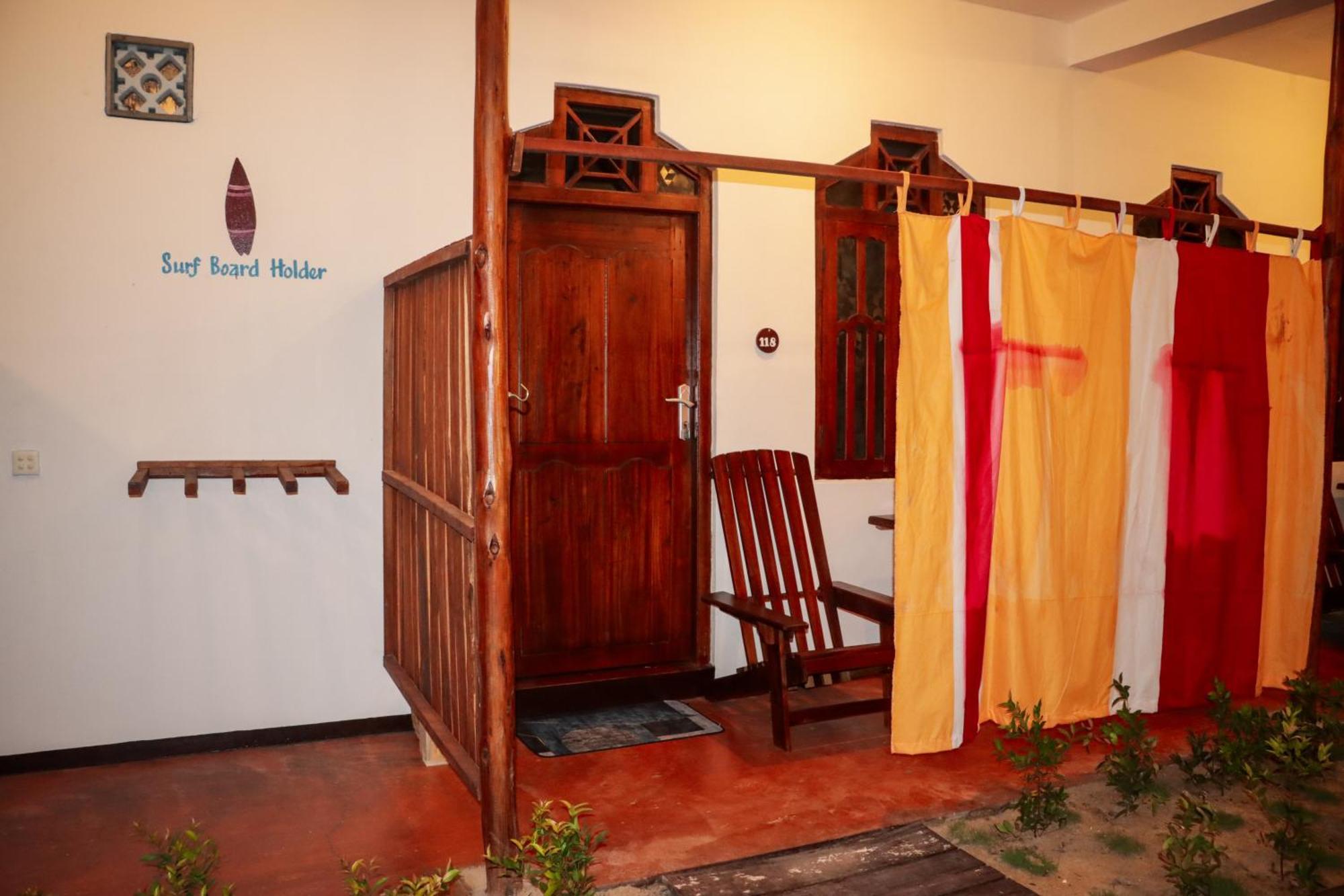 Bed and Breakfast Surfers Park Arugambay Arugam Bay Esterno foto